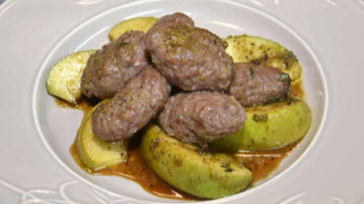 Elmalı Köfte