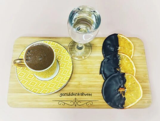 8 Farklı Kahve Yanı Sunumu Önerisi