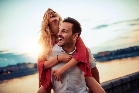 Aslan Burcu Kadını ve Boğa Erkeği Uyumu